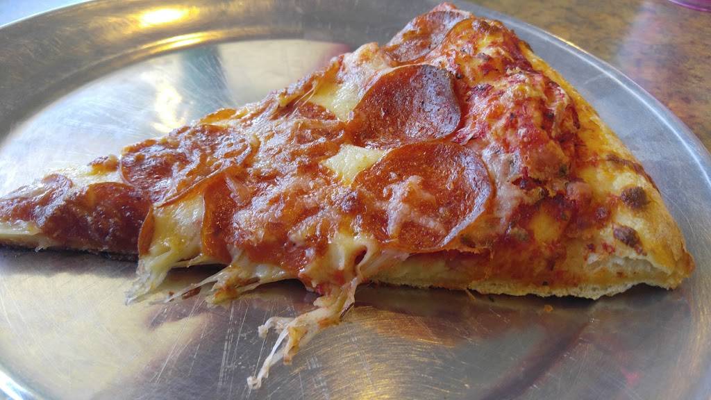 Dannys Pizza & Chicken | restaurant | 33089 Yucaipa Blvd, Yucaipa, CA 92399, USA | 9097900025 OR +1 909-790-0025