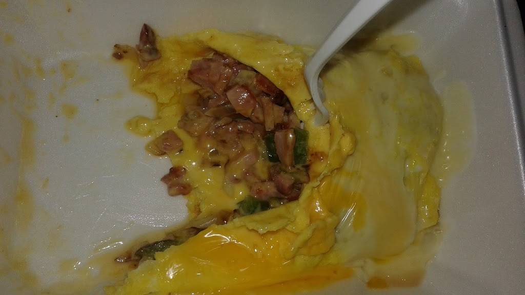 Petes Grill | restaurant | 1400 Outer Dr E, Detroit, MI 48234, USA | 3133669003 OR +1 313-366-9003