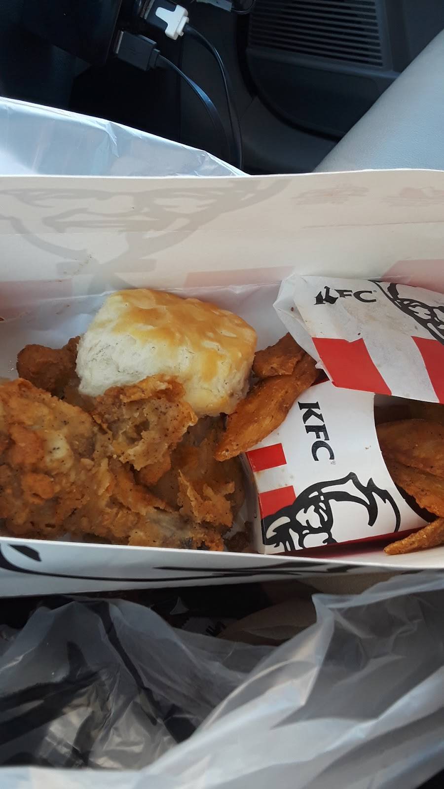 KFC | restaurant | 11920 Blue Ridge Ext, Grandview, MO 64030, USA | 8167617426 OR +1 816-761-7426