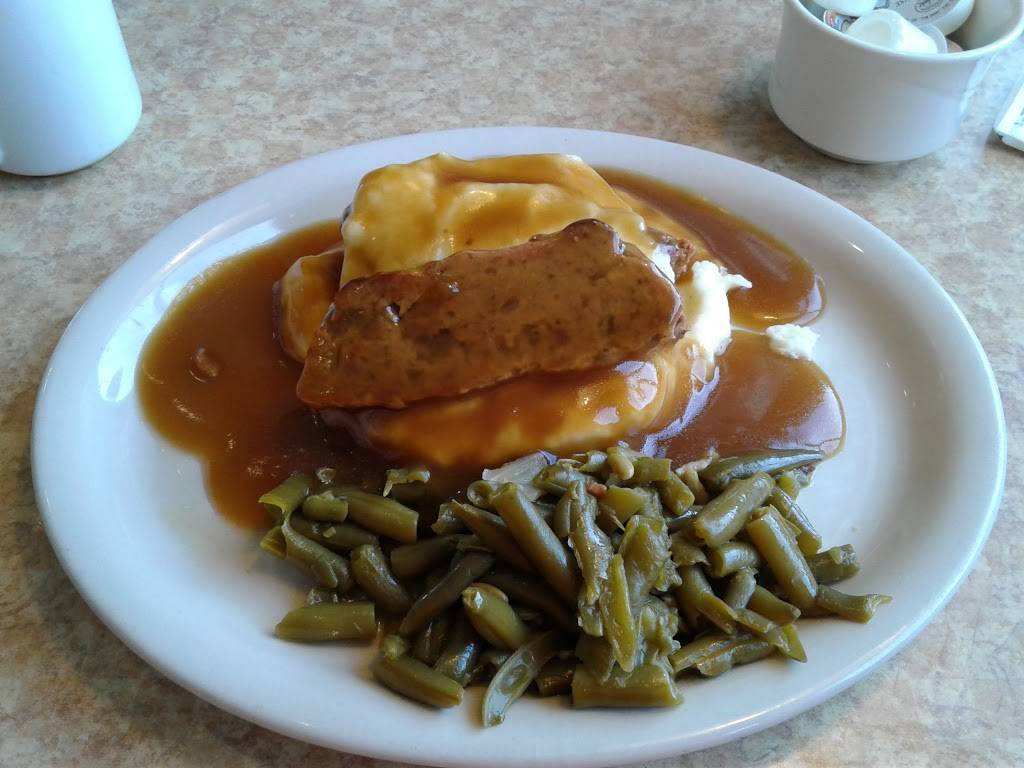 Applewood Restaurant | restaurant | 1515 S Main St, South Hutchinson, KS 67505, USA | 6202593155 OR +1 620-259-3155