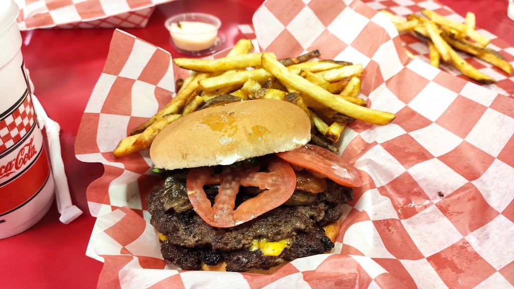 Davids Burgers | restaurant | 1200 S Amity Rd, Conway, AR 72032, USA | 5017030571 OR +1 501-703-0571
