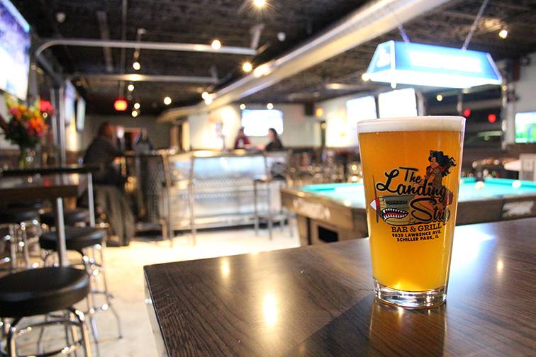 The Landing Strip Bar and Grill | restaurant | 9820 Lawrence Ave, Schiller Park, IL 60176, USA | 8474473024 OR +1 847-447-3024