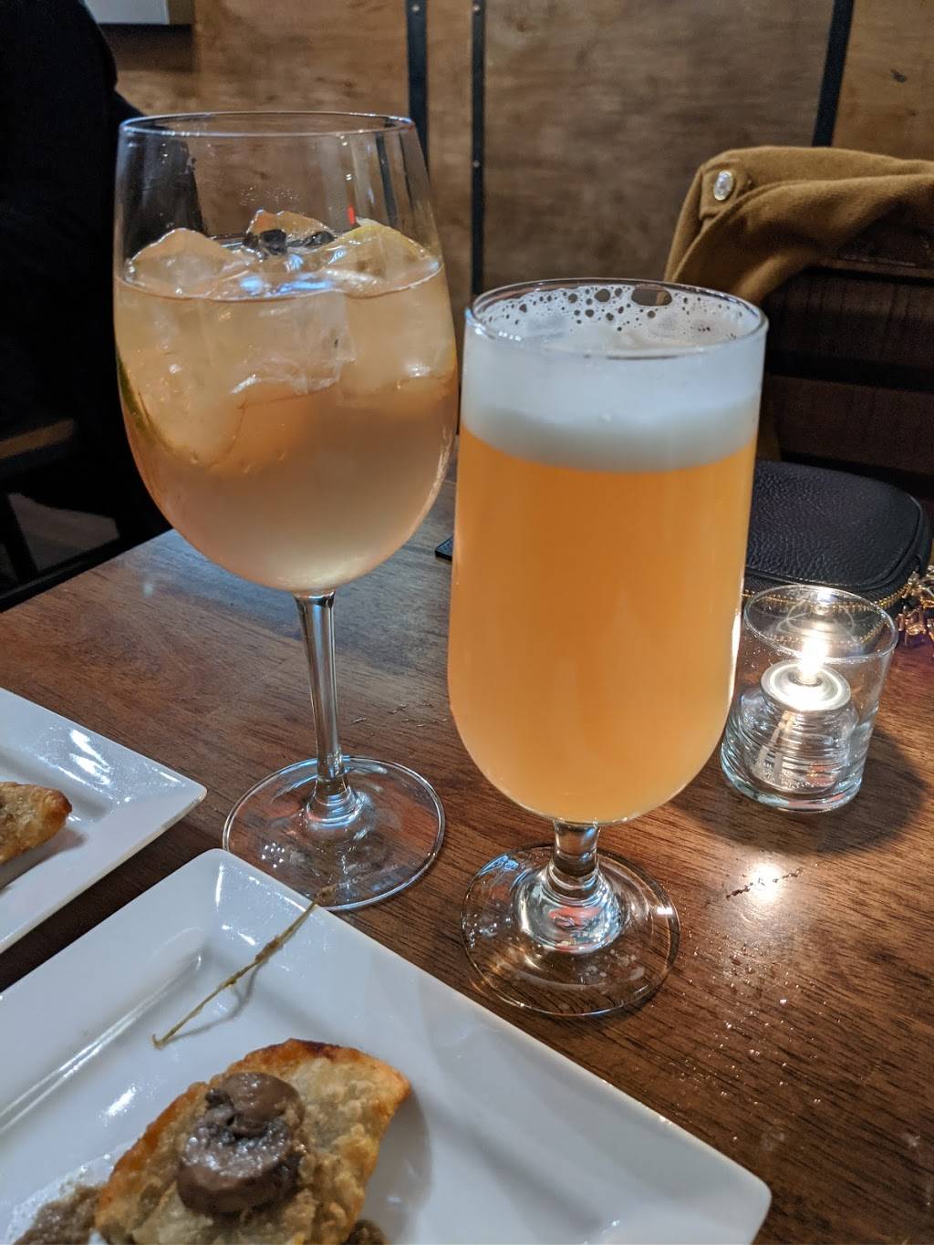 Taberna Tapas | restaurant | 325 W Main St, Durham, NC 27701, USA | 9197971457 OR +1 919-797-1457