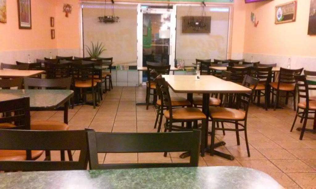 El Nopalito | restaurant | 2831 N 24th St, Phoenix, AZ 85008, USA | 6025222043 OR +1 602-522-2043