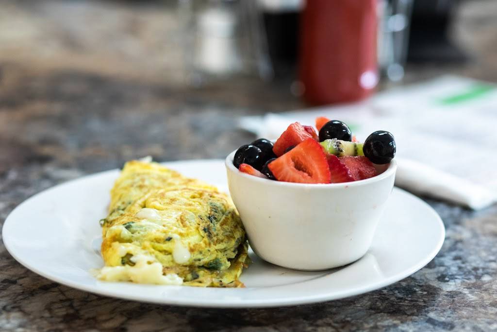 Michaels Cafe | cafe | 2304 NE 62nd St, Fort Lauderdale, FL 33308, USA | 9547766191 OR +1 954-776-6191