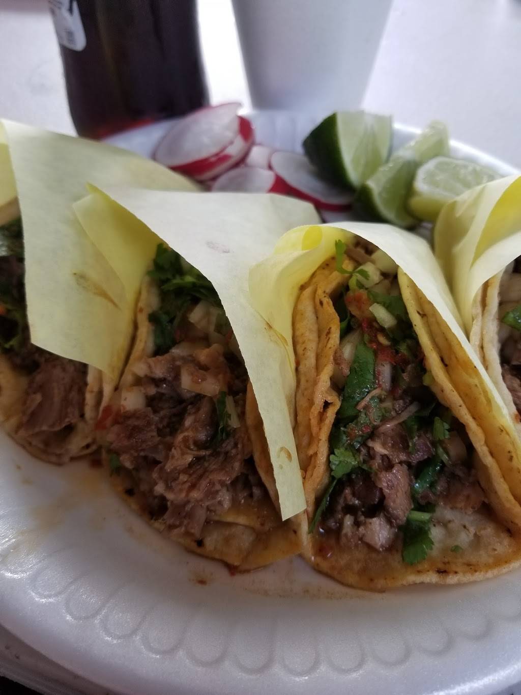 Birrieria Los Gonzalez - Lunch Truck | restaurant | 2524 Maple Ave, Los Angeles, CA 90011, USA | 3236757333 OR +1 323-675-7333