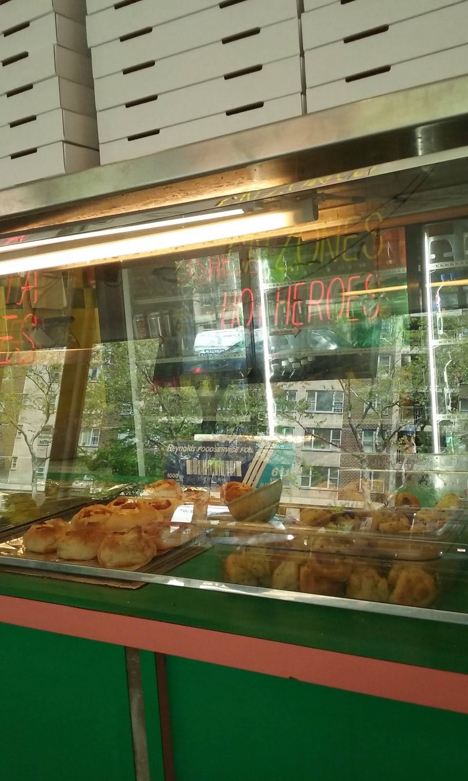 Capri II Pizzeria | restaurant | 149 Dreiser Loop, Bronx, NY 10475, USA | 7186713822 OR +1 718-671-3822