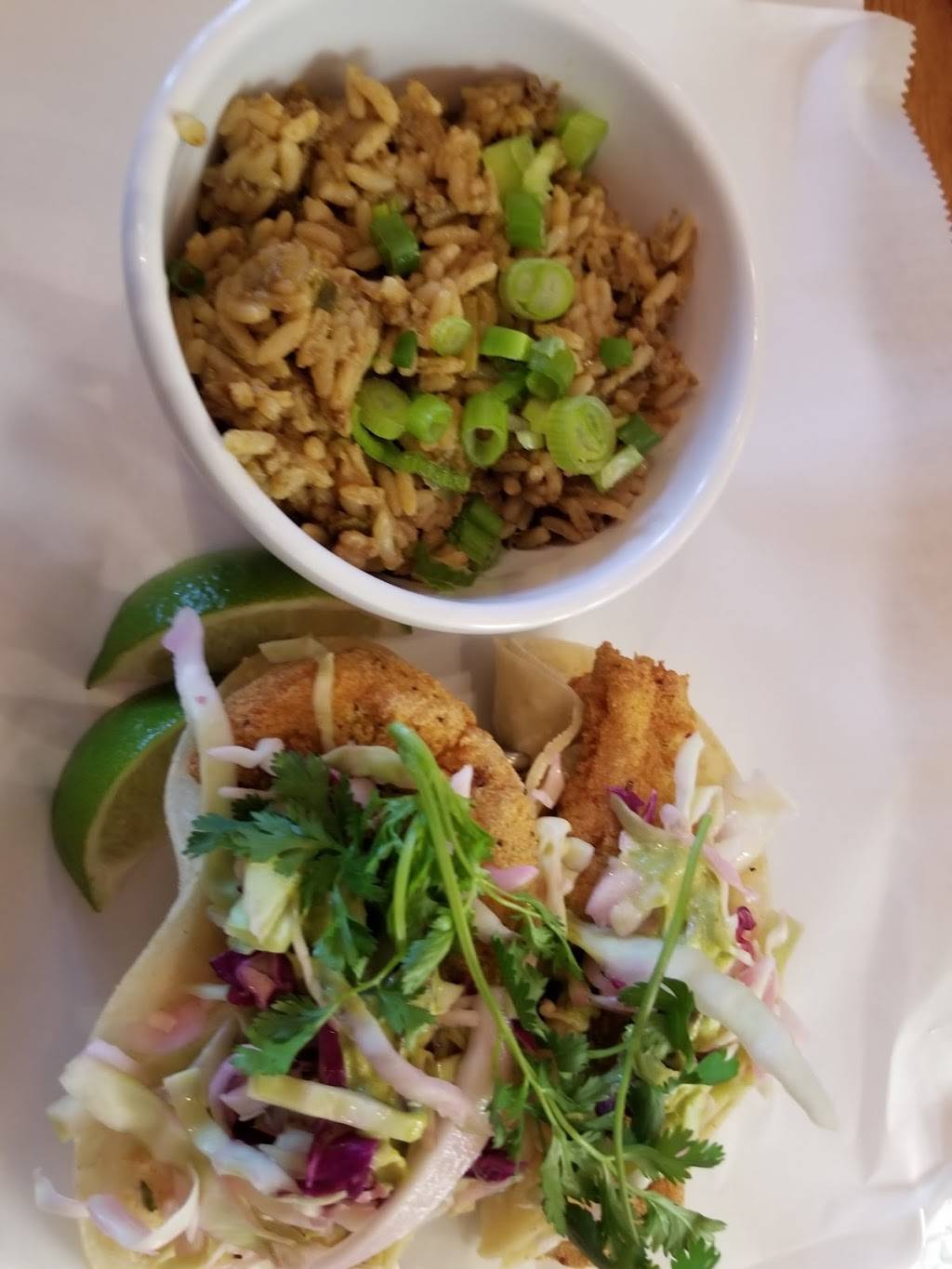 Flippers Coastal Seafood | restaurant | 628 Farm to Market 517 Rd W, Dickinson, TX 77539, USA | 8323407340 OR +1 832-340-7340