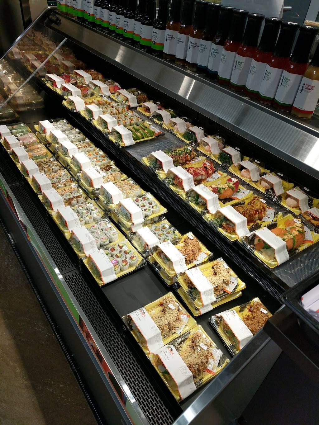 Lunds & Byerlys Eden Prairie | meal takeaway | 970 Prairie Center Dr, Eden Prairie, MN 55344, USA | 9525258000 OR +1 952-525-8000