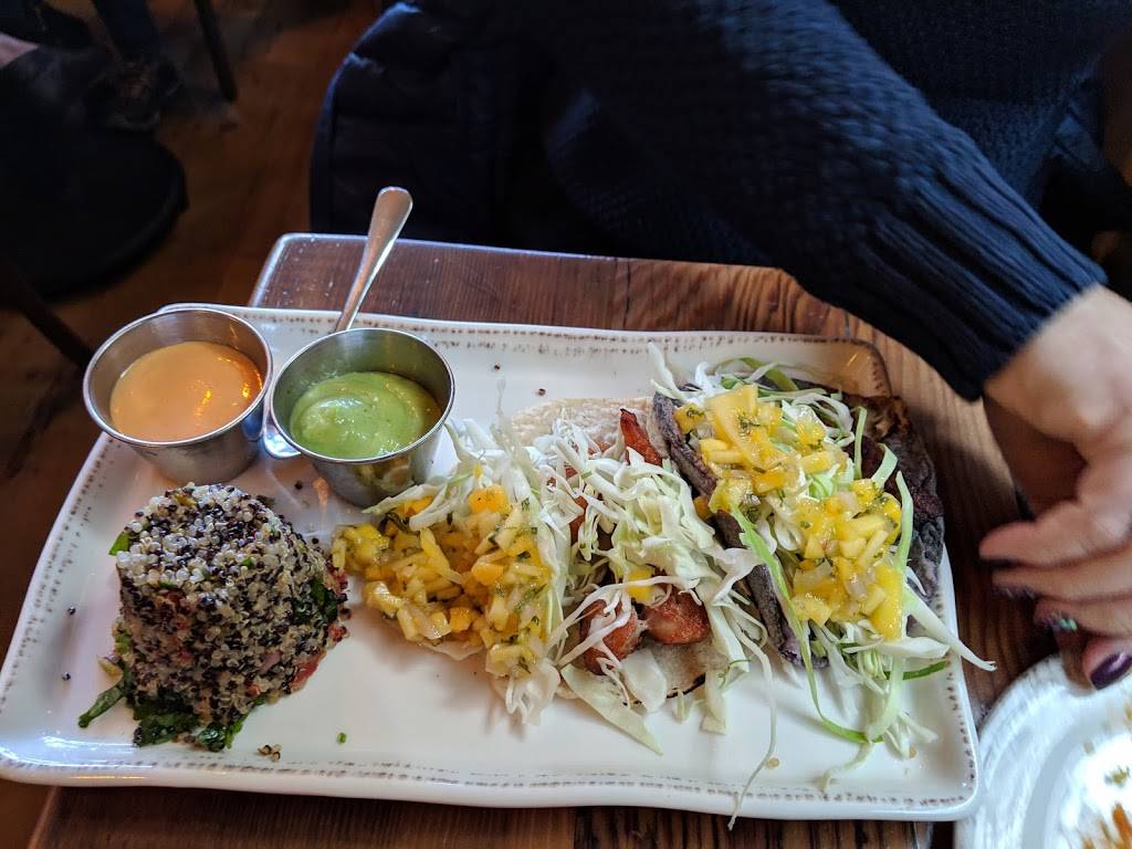 Wild Goat Bistro | restaurant | 6 Petaluma Blvd N, Petaluma, CA 94952, USA | 7076581156 OR +1 707-658-1156