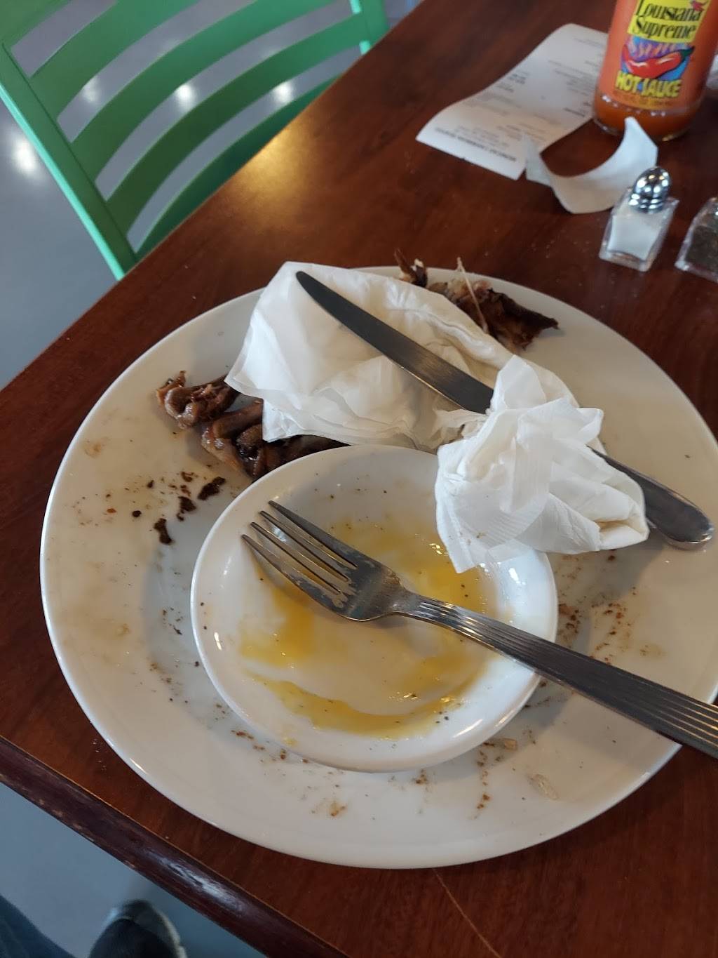 Monicas Caribbean Seafood | restaurant | 11 Lake Forgetful, Hattiesburg, MS 39402, USA | 6013365095 OR +1 601-336-5095