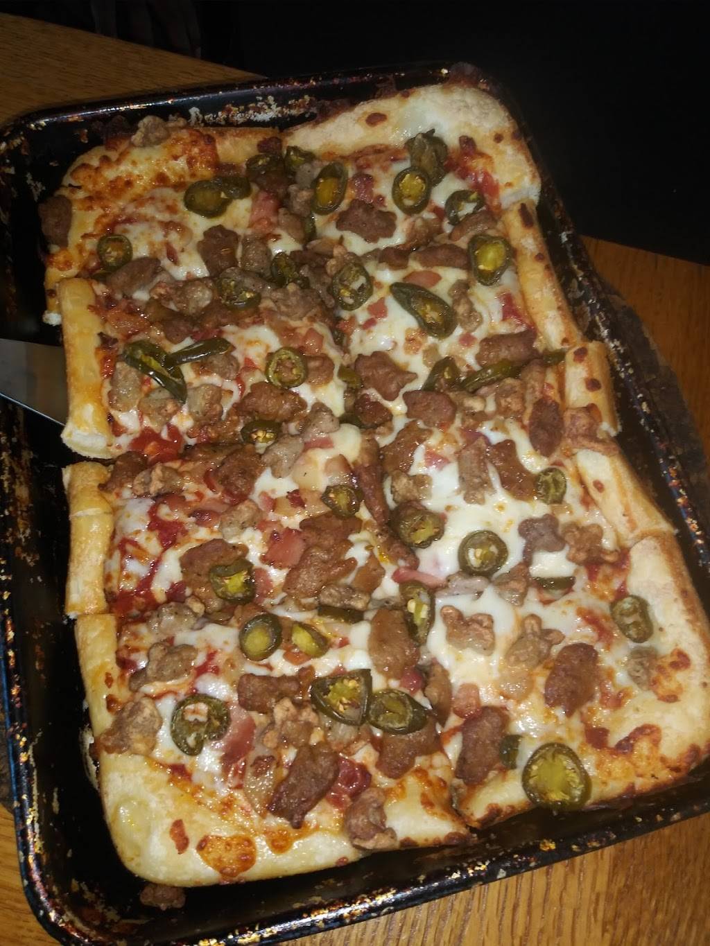 Pizza Hut | restaurant | 6140 Merrill Rd, Jacksonville, FL 32277, USA | 9047437400 OR +1 904-743-7400