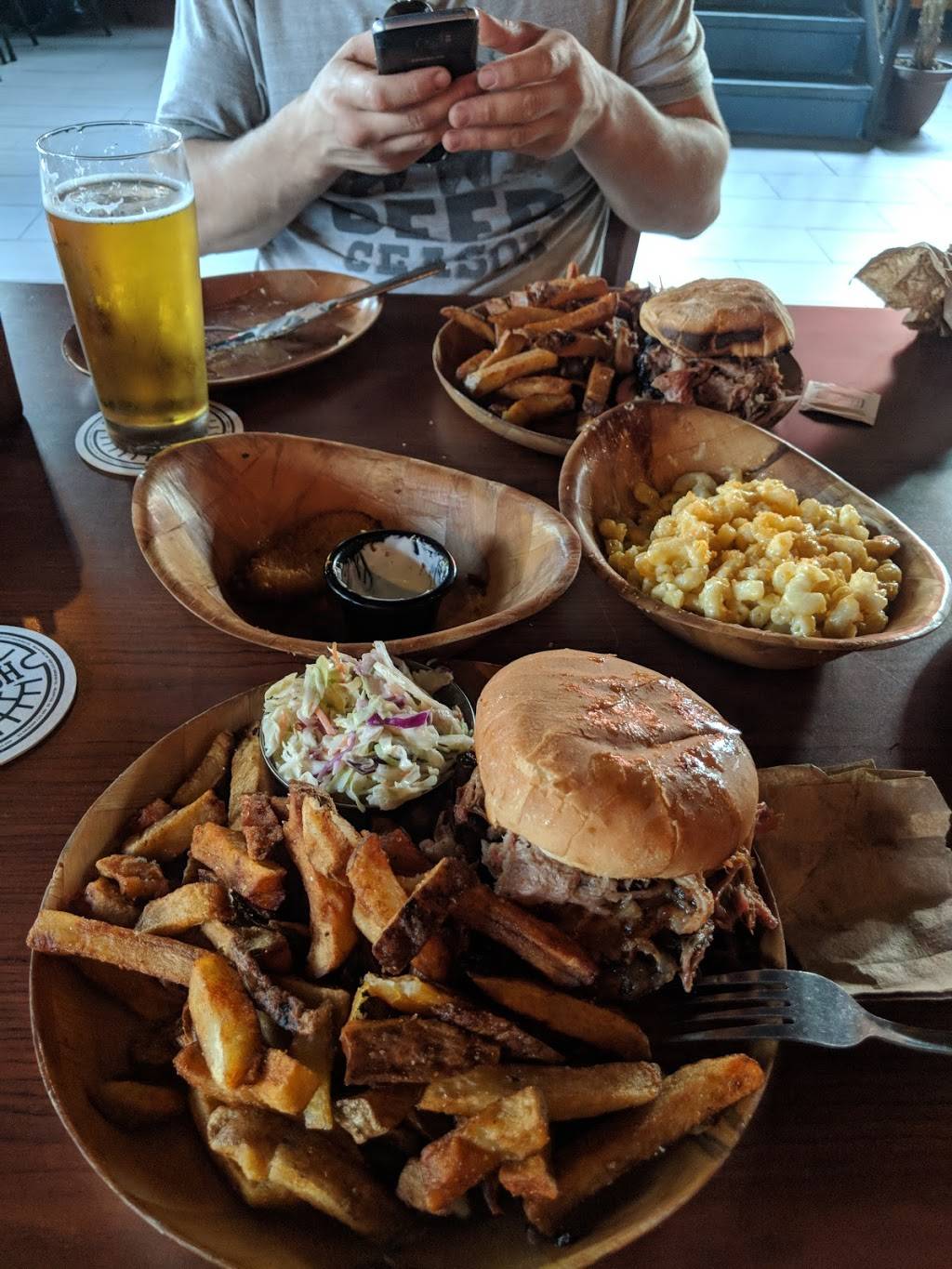 Earlscourt BBQ | restaurant | 1278 St Clair Ave W, Toronto, ON M6E 1B9, Canada | 6479310904 OR +1 647-931-0904