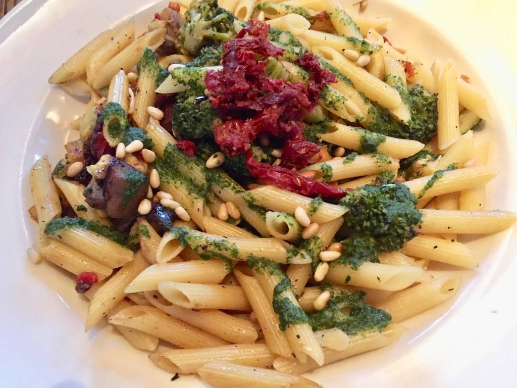 The Cheesecake Factory | restaurant | 250 Granite St, Braintree, MA 02184, USA | 7818491001 OR +1 781-849-1001