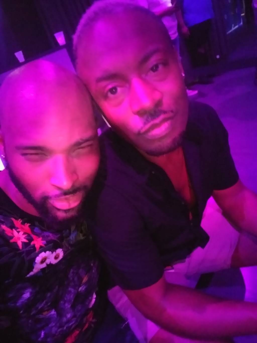 321 Bar & Lounge | night club | 321 N Caldwell St, Charlotte, NC 28202, USA | 9803891701 OR +1 980-389-1701