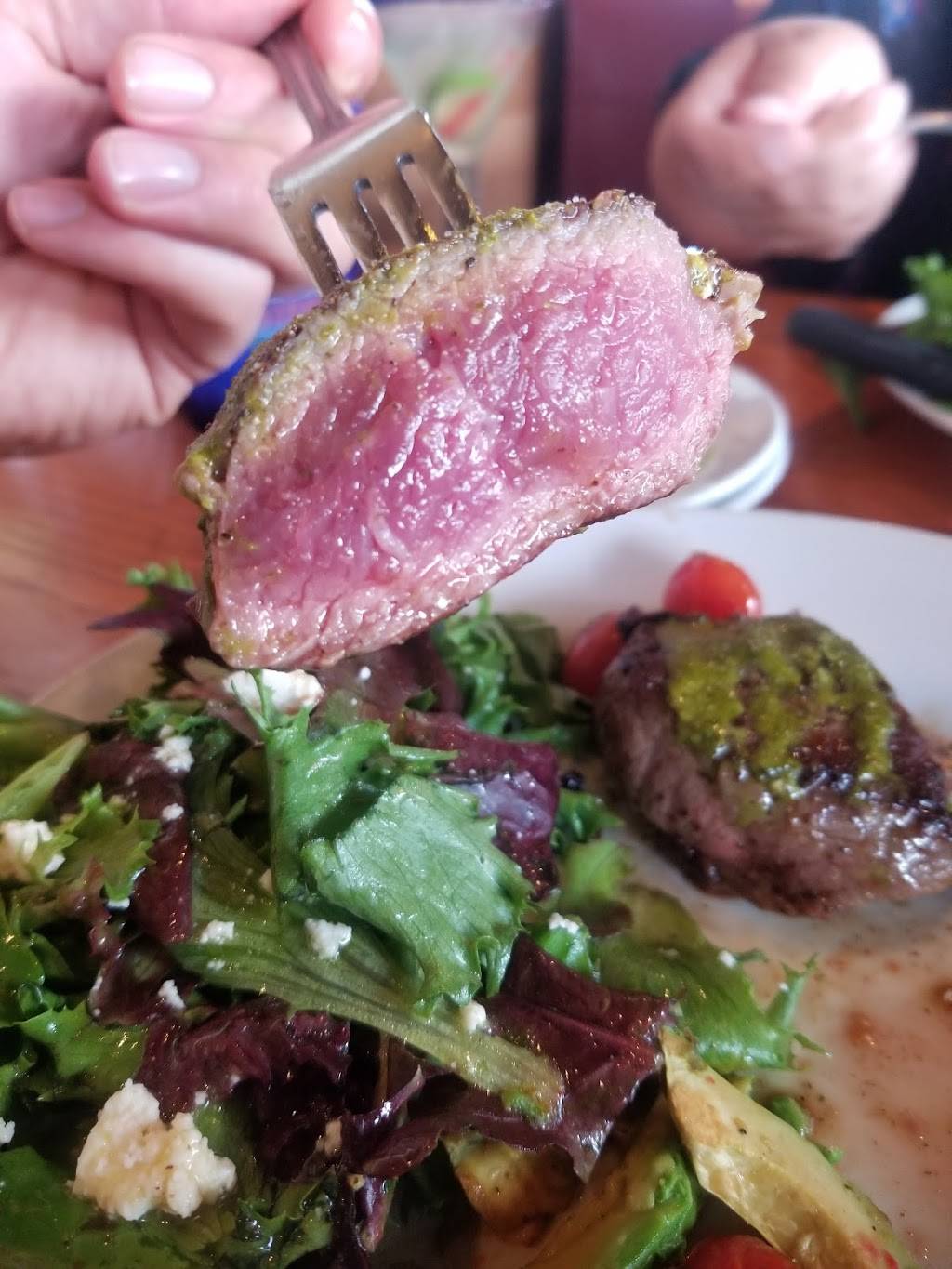 Chilis Grill & Bar | meal takeaway | 2627 Vista Way, Oceanside, CA 92054, USA | 7609671064 OR +1 760-967-1064