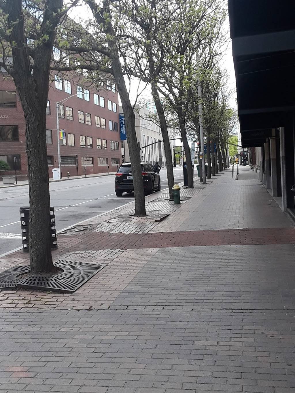 Barnabys Public House | restaurant | 385 Westminster St, Providence, RI 02903, USA | 4014556857 OR +1 401-455-6857