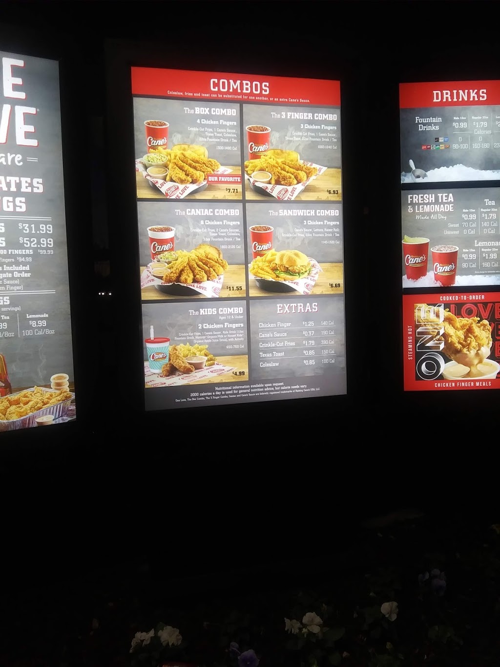 Raising Canes Chicken Fingers | meal takeaway | 106 St Cloud, San Antonio, TX 78228, USA | 2107334650 OR +1 210-733-4650