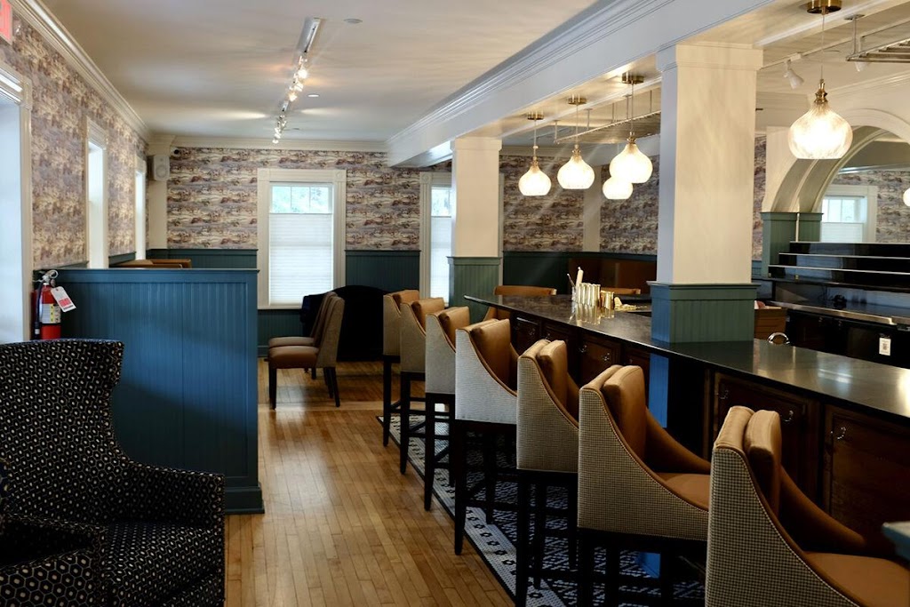 Electras Restaurant | restaurant | 5247 Shelburne Rd, Shelburne, VT 05482, USA | 8024970683 OR +1 802-497-0683