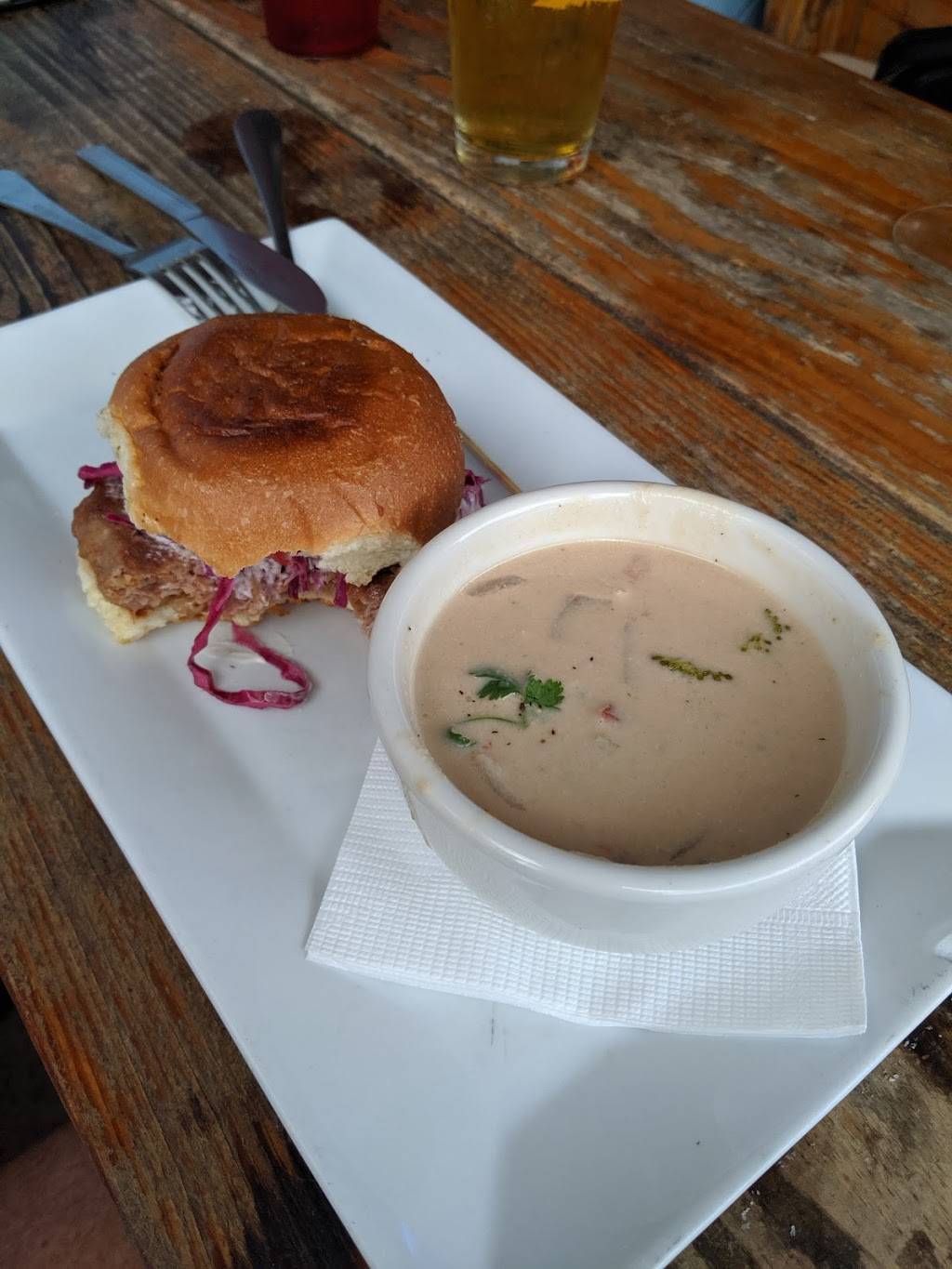 Jack of Cups Saloon | restaurant | 34 Center St, Charleston, SC 29412, USA | 8436330042 OR +1 843-633-0042