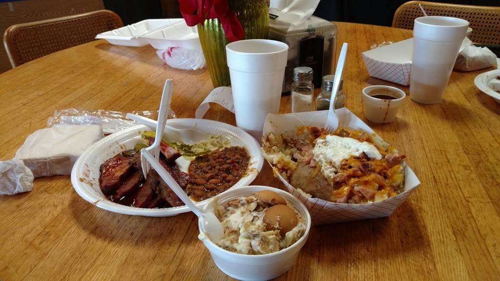 Rockn R BBQ | restaurant | 18206 TX-321, Cleveland, TX 77327, USA | 2815932022 OR +1 281-593-2022