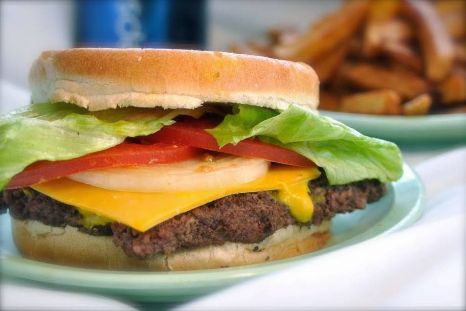 Dilallo burger Original 1929 | restaurant | 2851 Rue Allard, Montréal, QC H4E 2M1, Canada | 5147679921 OR +1 514-767-9921