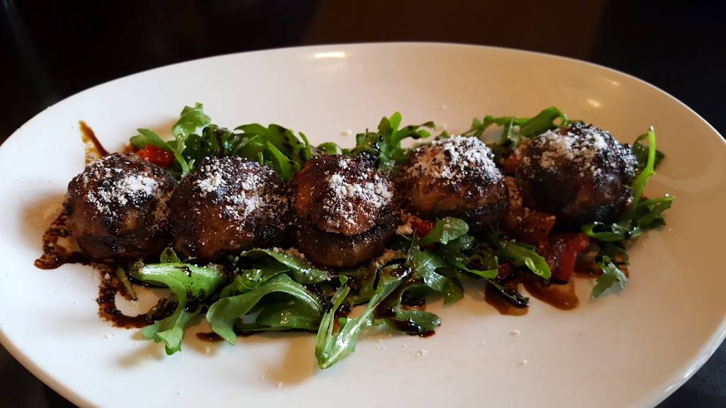 SLYCE coal fired pizza company | restaurant | 127 N Main St, Wauconda, IL 60084, USA | 8474698840 OR +1 847-469-8840