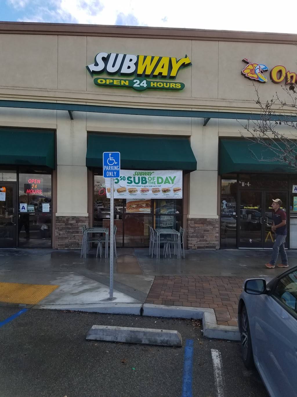 Subway | restaurant | Crossing, 3150 Case Rd Ste H-3, Perris, CA 92570, USA | 9519289837 OR +1 951-928-9837