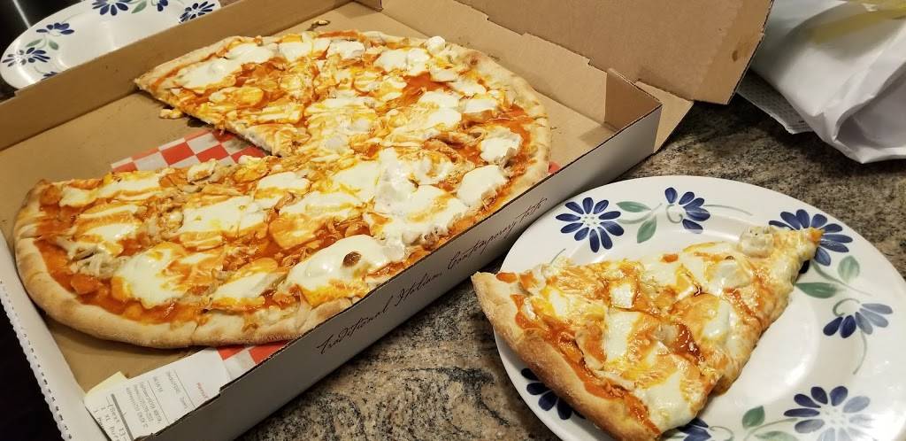 Totos Pizzeria | restaurant | 6555 Greene St, Philadelphia, PA 19119, USA | 2158484550 OR +1 215-848-4550