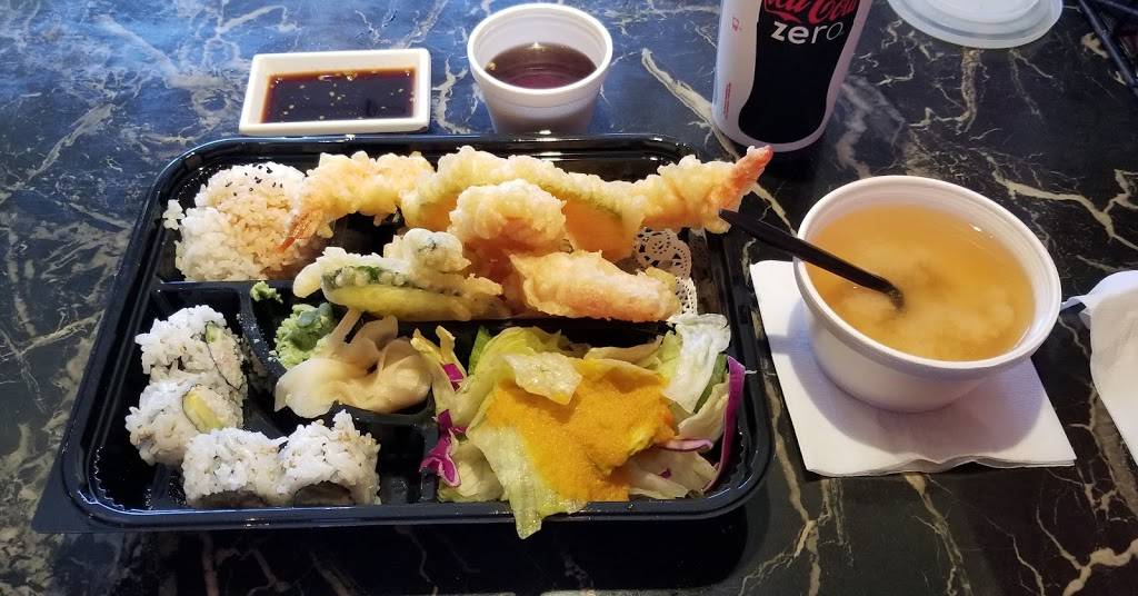 California Roll & Sushi | restaurant | 1787 N Victory Pl, Burbank, CA 91502, USA | 8188470077 OR +1 818-847-0077