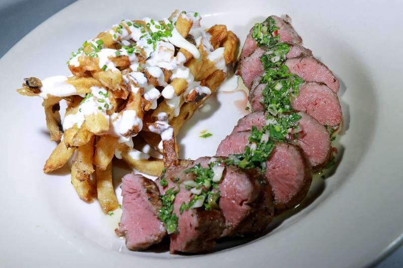 Holy Grail Pub | restaurant | 8240 Preston Rd #150, Plano, TX 75024, USA | 9723776633 OR +1 972-377-6633