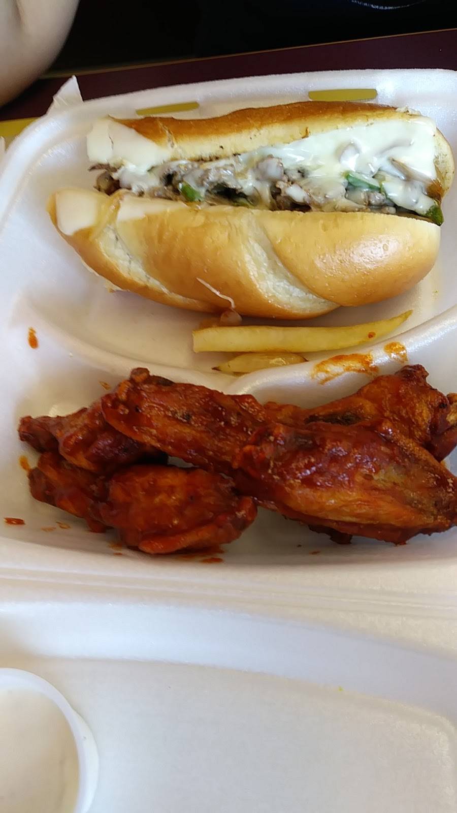 A & D Buffalos | restaurant | 3414 S Lancaster Rd, Dallas, TX 75216, USA | 2143741522 OR +1 214-374-1522