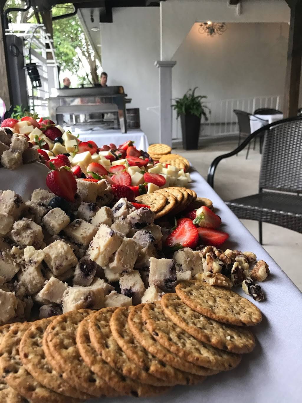 Piola Italian Restaurant & Garden | restaurant | 3700 Mattison Ave, Fort Worth, TX 76107, USA | 8179890007 OR +1 817-989-0007