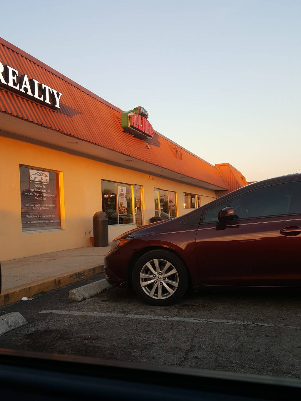 Papa Johns Pizza | restaurant | 1416-1418, Lee Blvd, Lehigh Acres, FL 33936, USA | 2393033197 OR +1 239-303-3197