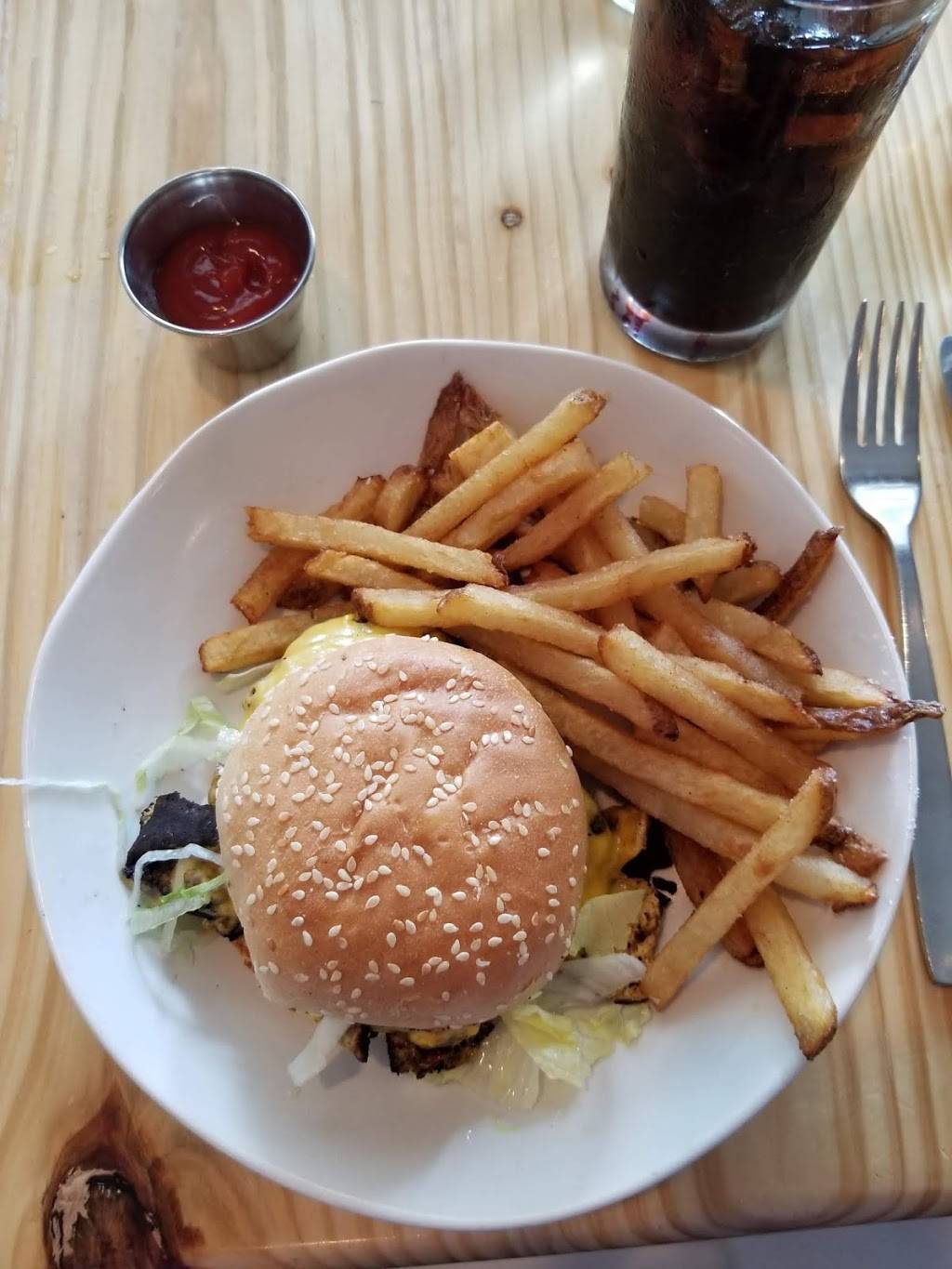 Hog & Hominy | restaurant | 707 W Brookhaven Cir, Memphis, TN 38117, USA | 9012077396 OR +1 901-207-7396