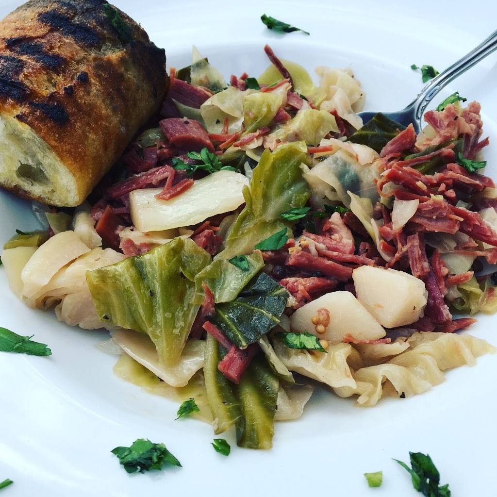 Valters at the Maennerchor | restaurant | 976 S High St, Columbus, OH 43206, USA | 6144443531 OR +1 614-444-3531