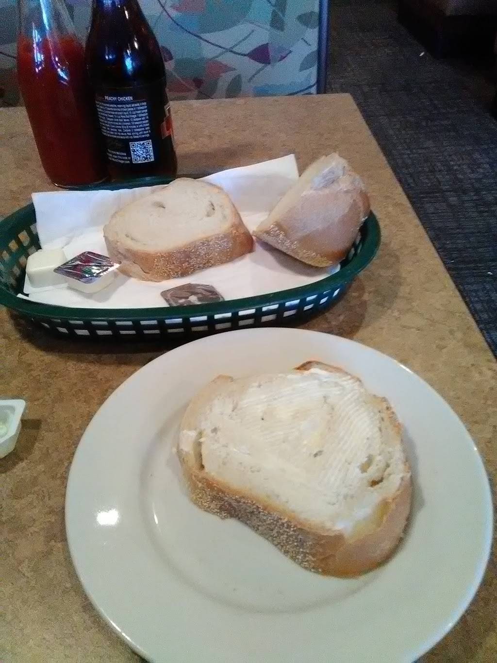 Rigatonis | restaurant | 1229 Warwick Ave, Warwick, RI 02888, USA | 4014635580 OR +1 401-463-5580