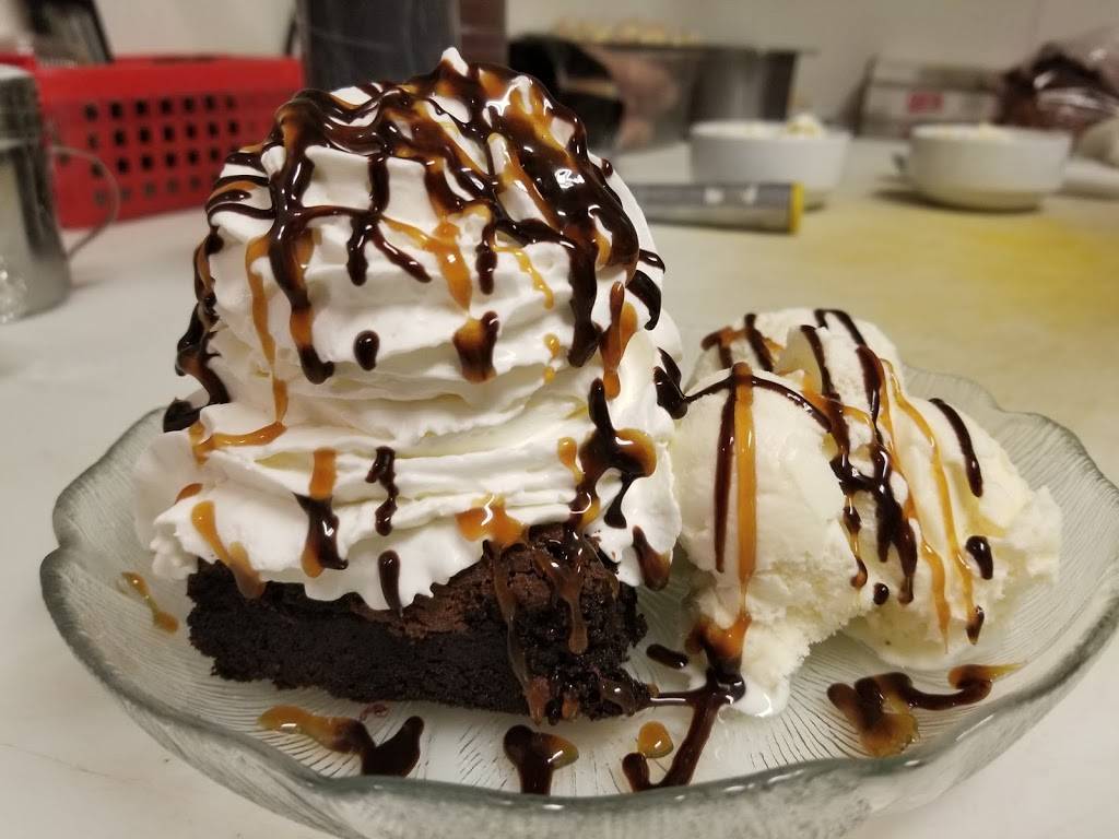 Skeeter Barlows | restaurant | 97 Main St S, Forest, ON N0N 1J0, Canada | 5197863535 OR +1 519-786-3535