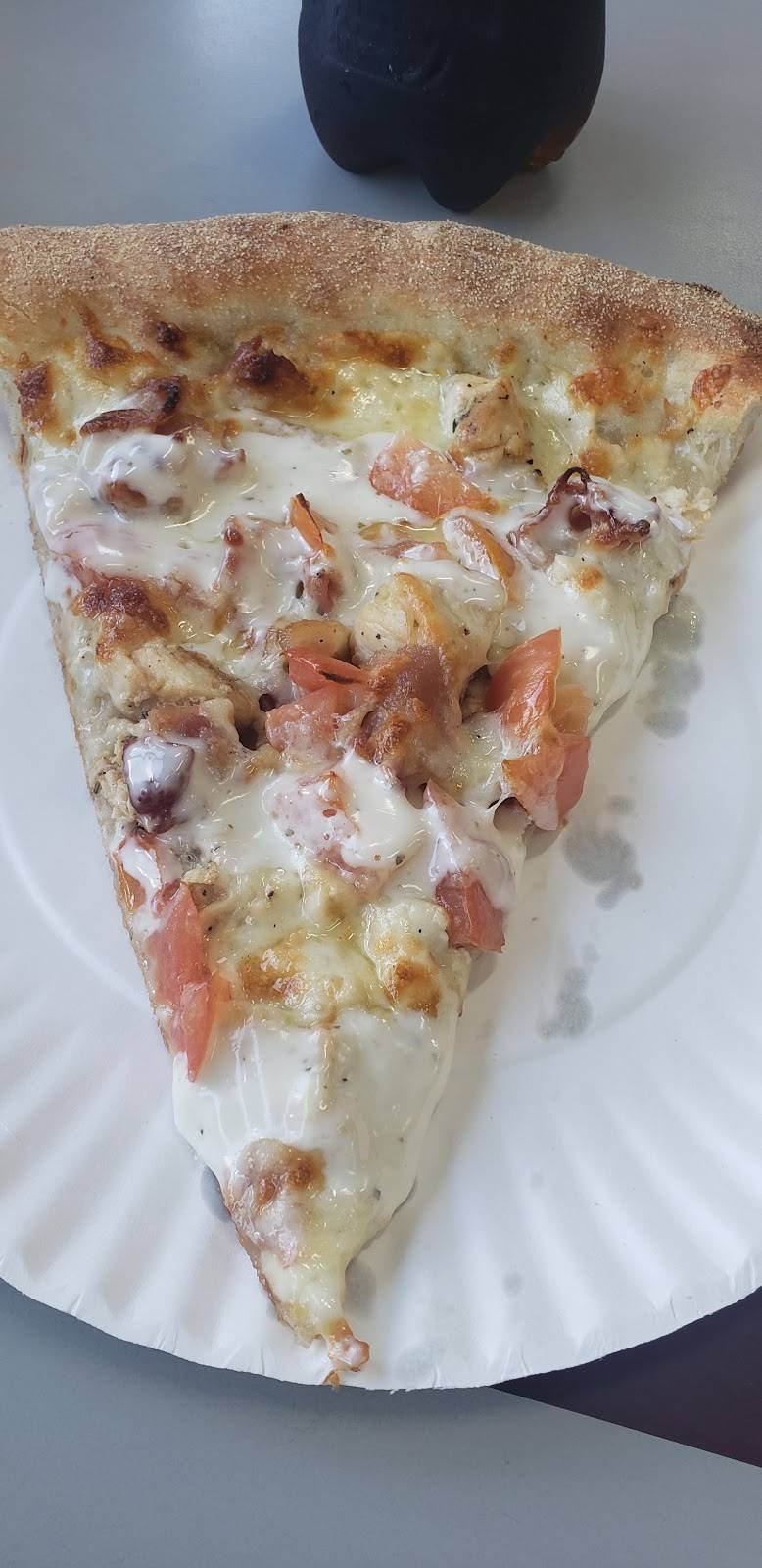 Stashs Pizza | restaurant | 612 Blue Hill Avenue, Boston, MA 02121, USA | 6172829200 OR +1 617-282-9200