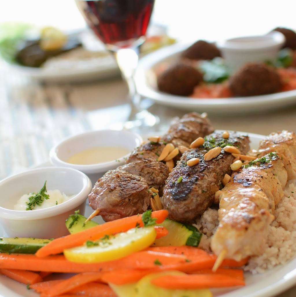 Mediterranean Harbour Bar and Grill | restaurant | 13 Harbourside Ln, Hilton Head Island, SC 29928, USA | 8438429991 OR +1 843-842-9991