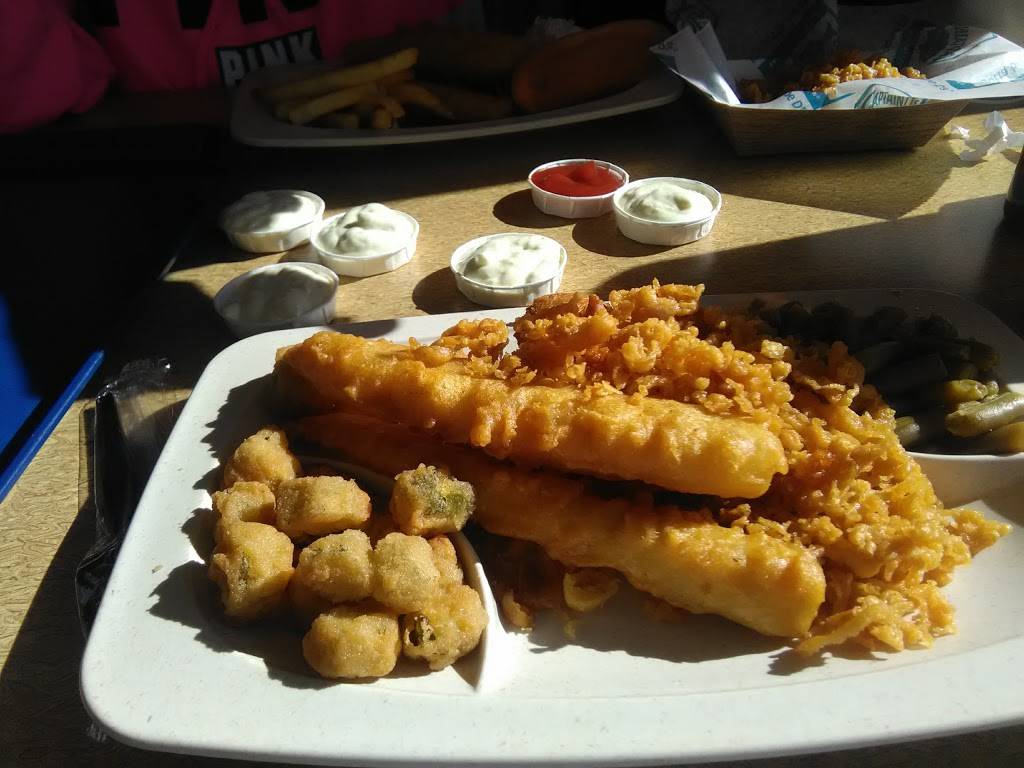 Captain Ds | restaurant | 3588 N Gloster St, Tupelo, MS 38804, USA | 6628447440 OR +1 662-844-7440