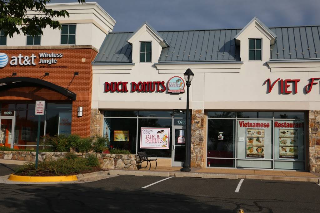 Duck Donuts | cafe | 10286 Bristow Center Dr, Bristow, VA 20136, USA | 5715354492 OR +1 571-535-4492