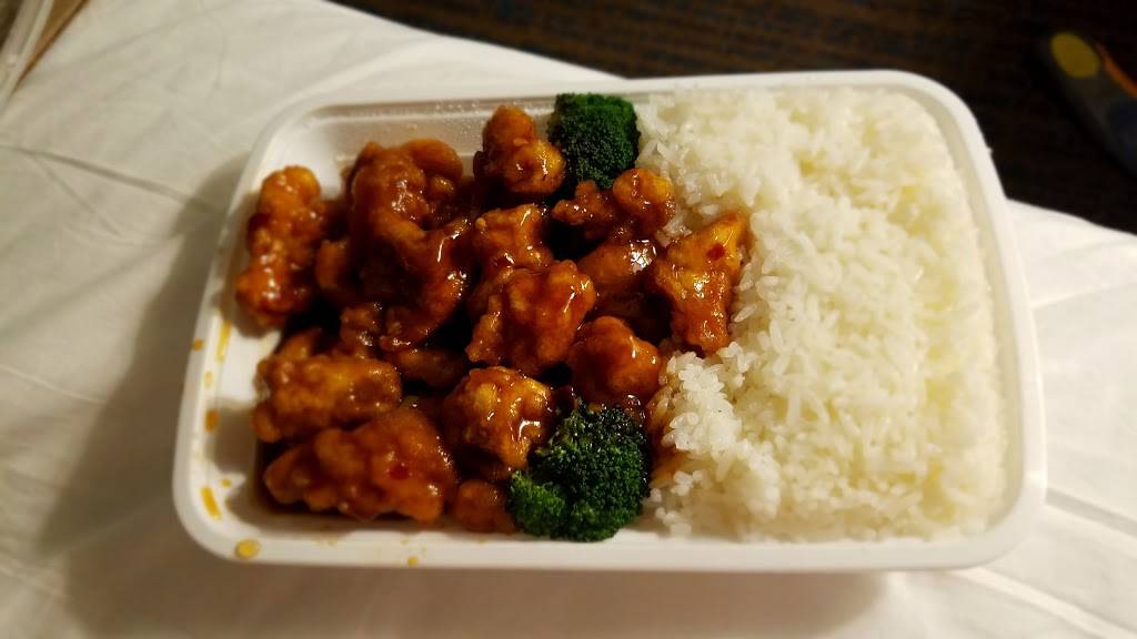 China King restaurant | restaurant | 2440 Gold Star Hwy, Mystic, CT 06355, USA | 8605722995 OR +1 860-572-2995