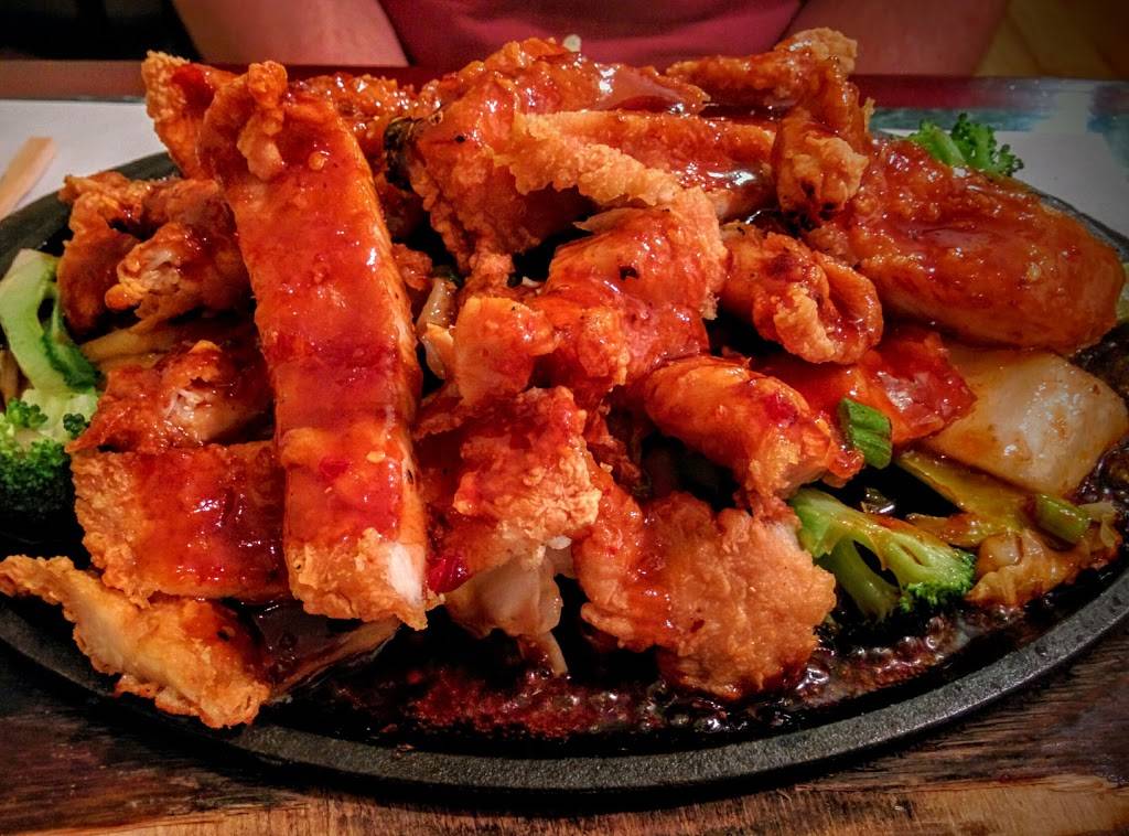 EE-Sane Thai-Lao Cuisine | restaurant | 1806 N Farwell Ave, Milwaukee, WI 53202, USA | 4142248284 OR +1 414-224-8284