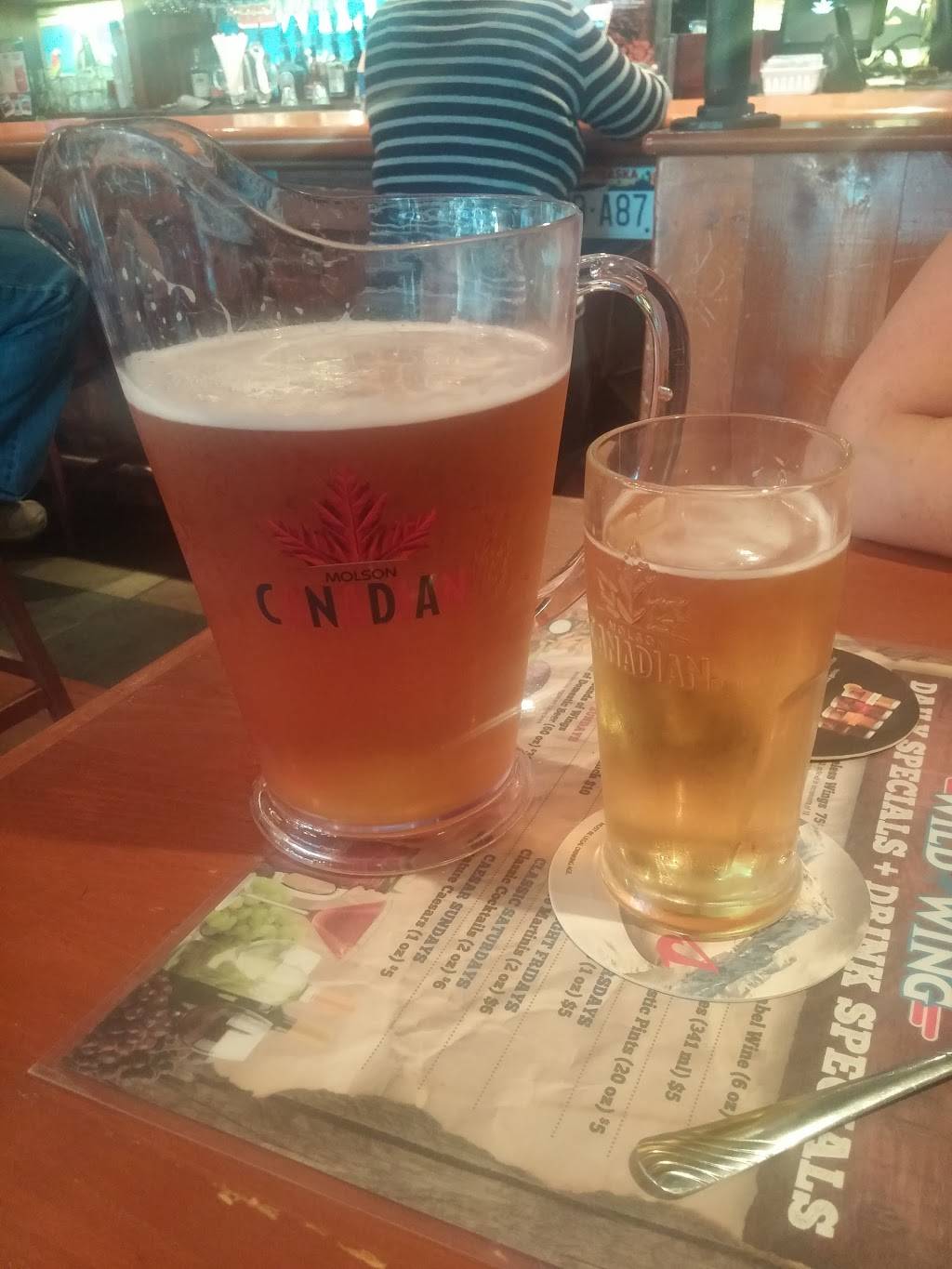 Wild Wing | restaurant | 501 Towerhill Rd, Peterborough, ON K9H 7S3, Canada | 7057459464 OR +1 705-745-9464