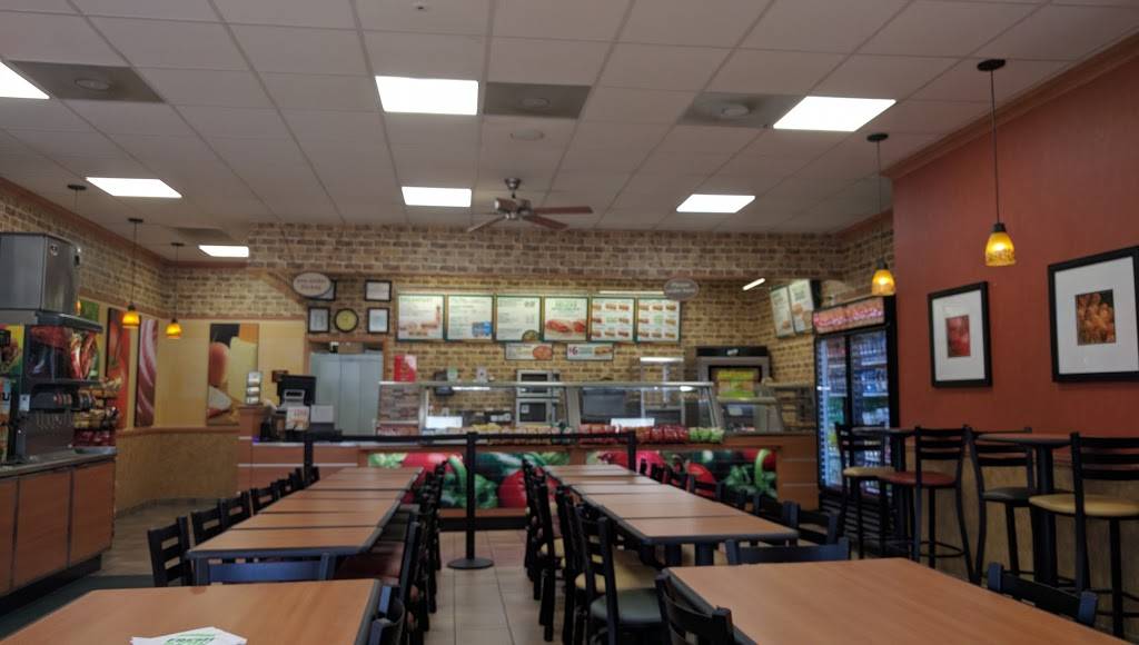 Subway | meal takeaway | 187 US-61, Woodville, MS 39669, USA | 6018884555 OR +1 601-888-4555