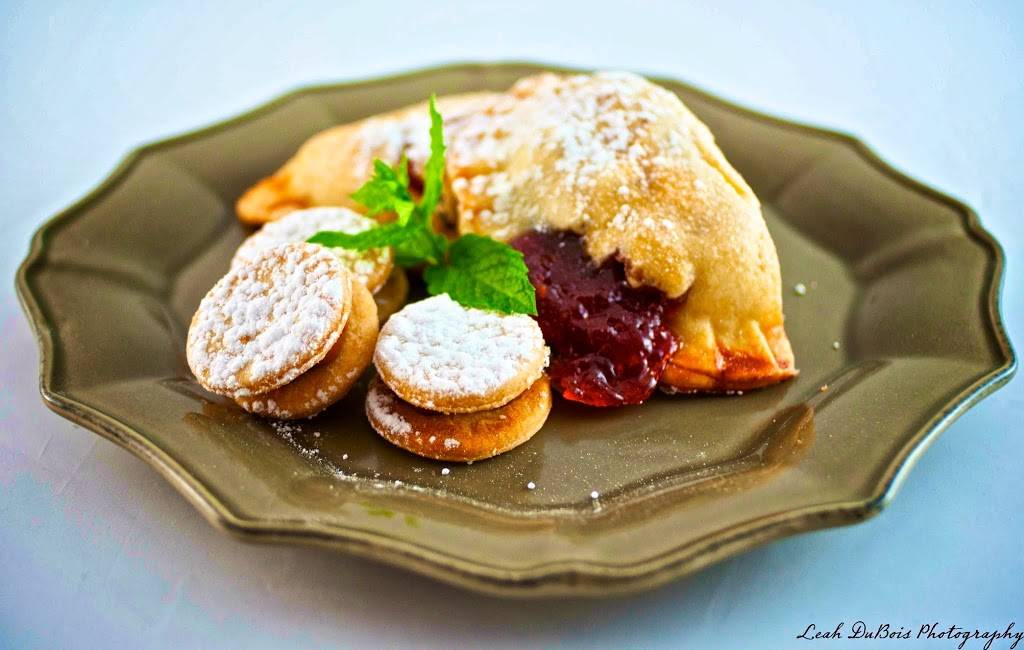 Chucherias Restaurant | restaurant | 101 2nd St #500, Holly Hill, FL 32117, USA | 3862390548 OR +1 386-239-0548