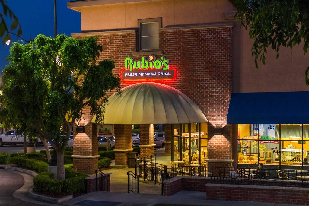 Rubios Coastal Grill | restaurant | 1935 W Malvern Ave, Fullerton, CA 92833, USA | 7148794750 OR +1 714-879-4750