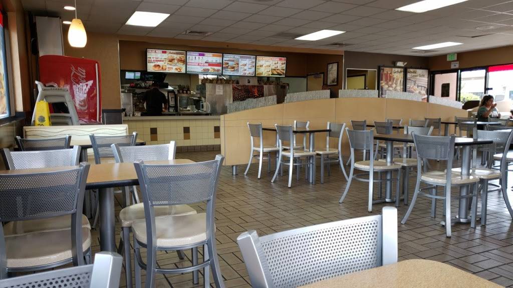 Burger King | restaurant | 7012 N Cedar Ave, Fresno, CA 93720, USA | 5593221172 OR +1 559-322-1172