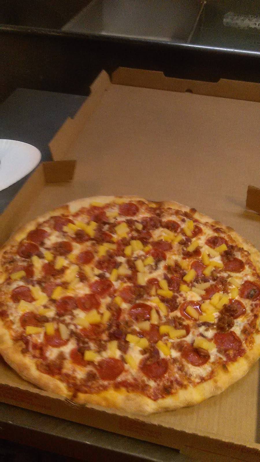 Mamas Famous Pizzeria | restaurant | 9047 Starkey Rd, Largo, FL 33777, USA | 7273988010 OR +1 727-398-8010